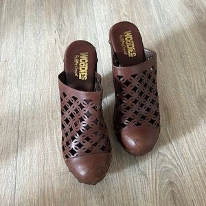 Woodies by Jeffrey Campbell